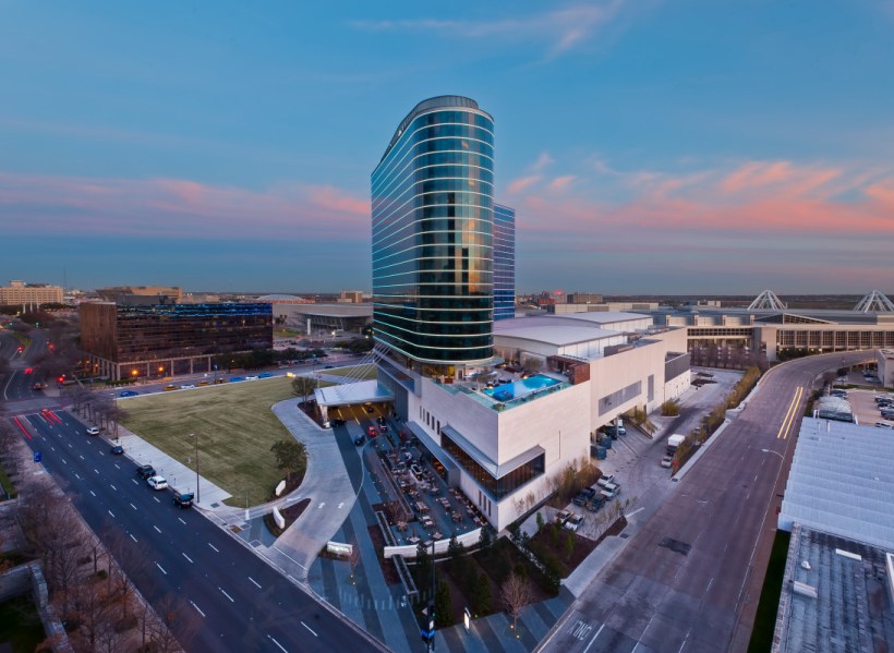 DAS at Omni Hotel in Dallas installed by Optical Telecom